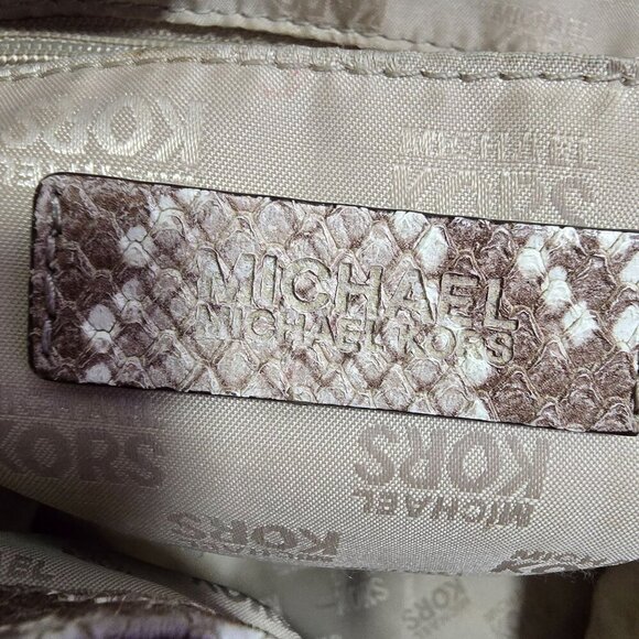 Michael Kors Snakeskin Tote Bag With Gold Hardware & Tassel Accent READ - Picture 10 of 16